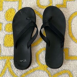 Well worn sandals. Sz 9